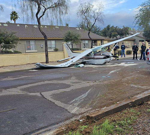 small plane land in Goodyear